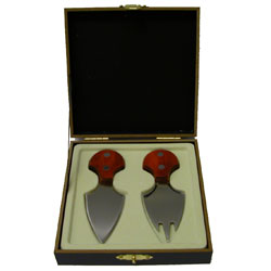 2 mini of wooden boxed knives set with cheese cheese Set in presentation box knife handles 2 mini of wooden boxed knives set with cheese cheese Set in presentation box knife handles